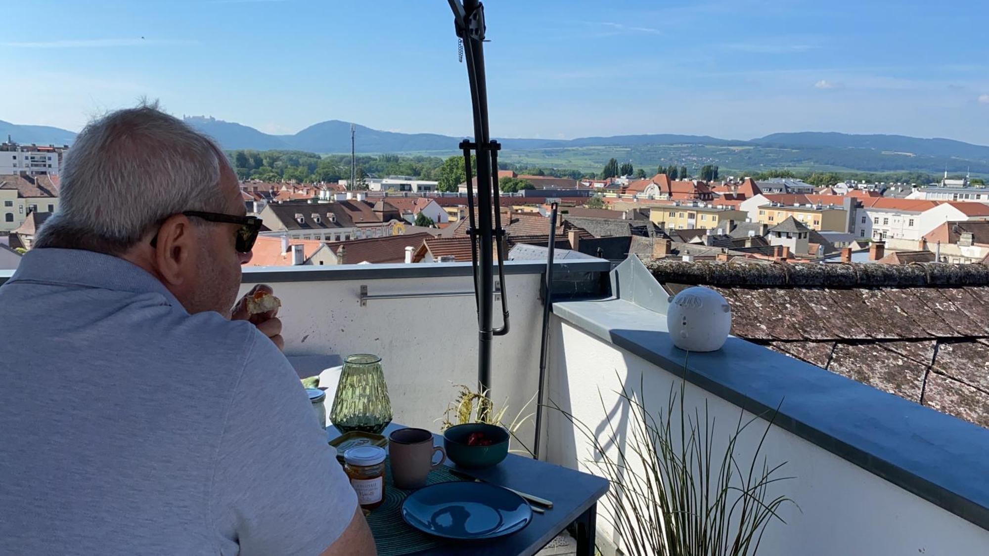 Terrassen Appartement Ueber Den Daechern Von Krems Exterior foto